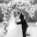 Cara Lee Pearce - @mosaicweddings - Instagram