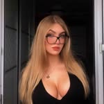 Cara Reeves - @alanamadeline__6c745qqo5 - Instagram