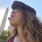 Carey Harris - @hothippeemama - Instagram