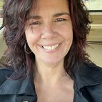 Cari Bennett - Facebook