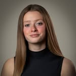 Caroline Combs - @carolinecombstheatre - Instagram