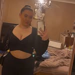 @cari.jones.3720 - Instagram