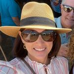 Cari Stenger Moore - @carimoore13 - Instagram