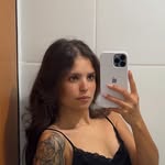 Cari Silva - @carideletras - Instagram