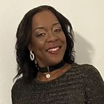 Actress Carisa Johnson - @green_eyessparkle - Instagram