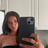 Carly - @carlylevittt - TikTok