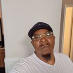 carl storey - @genilamp - Instagram
