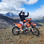 Carl Sutherland - @hold_this_shovel - Instagram