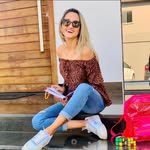 Carla Arnaud - @carlaarnaudafe - Instagram