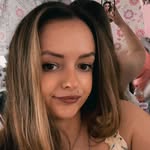 C🍒 - @carla_bee_ - Instagram