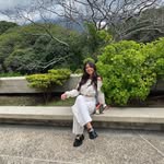 Carla Bencomo - @caarla.art - Instagram