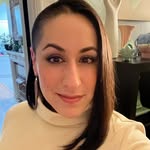 Carla Devi - @carlachugani - Instagram