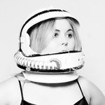 Carla Drew - @starlacarmen - Instagram