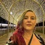 Carly Dwyer Naik - @girlondwyer - Instagram