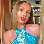 @carlagilbert_ - Instagram