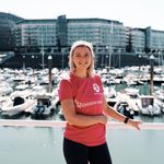 Carla Jones - @carlajonesfitness - Instagram