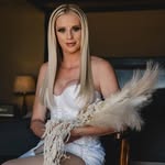 Carla Kahn - @carla.grove8 - Instagram