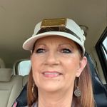 Carla Landeros - @carlahuck - Instagram