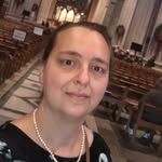 Carla Law - @mom_raising_princesses - Instagram