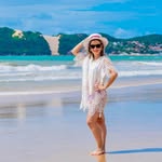 Carla Mollon - @carlamollon - Instagram
