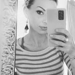 Carla Strickland - @new.cns - Instagram