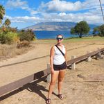 Carly Stubbs - @carlyq222 - Instagram