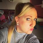 Carla Ware - @carlaroo__22 - Instagram