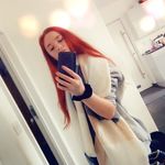 Carly Abbott - @carly_lxxa - Instagram