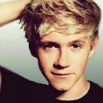 carley baker - @onedirection_5things - Instagram