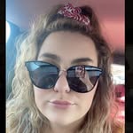 Carley Harris - @carleycupcake18 - Instagram