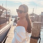 Carly Vasquez - @carlbens - Instagram