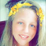Carly Walker - @carly_walker33 - Instagram