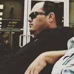 Carlos Apodaca - @carlosapodaca1106 - Instagram