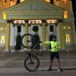 Carlos Bracho - @carlitosbikelow - Instagram