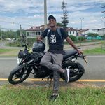 Carlos Charry Caicedo - @carloscharry2000 - Instagram