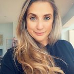 Carly Bacon - @carlys_travel_world - Instagram