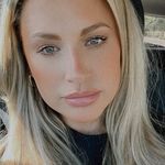 CB - @carly_baconn - Instagram