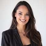 Carly Becker - @carlybecker - Instagram