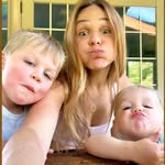 Carly Carson - @cniness - Instagram