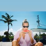 Carley Cavanaugh - @greenbeanfloyd - Instagram