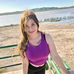Carly Chacón - @calychacon - Instagram