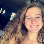 Cc - @carly.chaney - Instagram