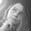 carlycrow02 - @sleggria - TikTok