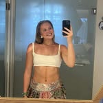 @_carlycurran_ - Instagram