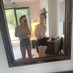 @carly_dickosn - Instagram