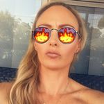 Carly Dickson - @carlzd77 - Instagram