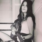 𝙲𝚊𝚛𝚕𝚢 𝙳𝚘𝚠 - @carlydowmusic - Instagram