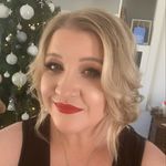 Carly Edwards - @the_life_of_sparkly_carly - Instagram