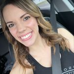 Carly Flores - @carly.flores.94 - Instagram