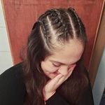 Carly Flores - @carlyflores_lk - Instagram